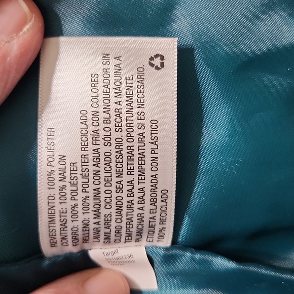 WILD FABLE Size XS puffer vest. 2 tone green. - Picture 7 of 8